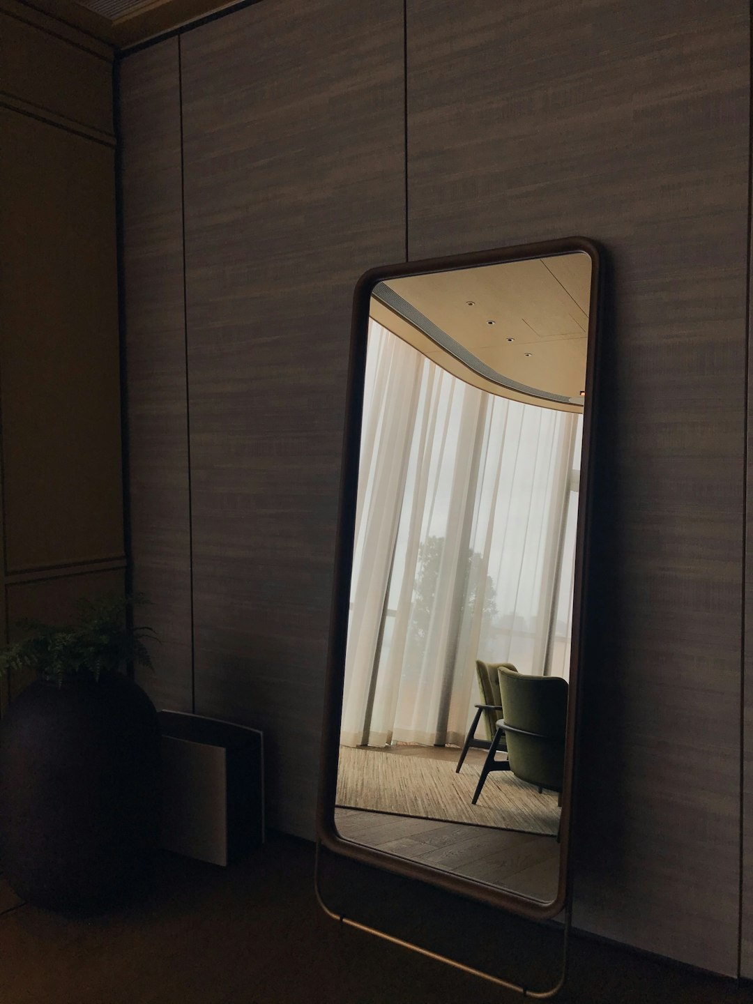 Executive Titan Room